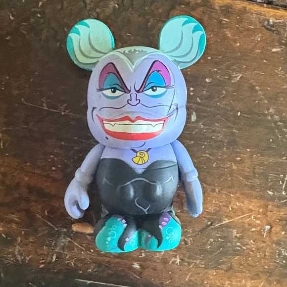 10 Disney Vinylmation Collectible Figurines from The Villians Series 1 - Picture 2 of 15